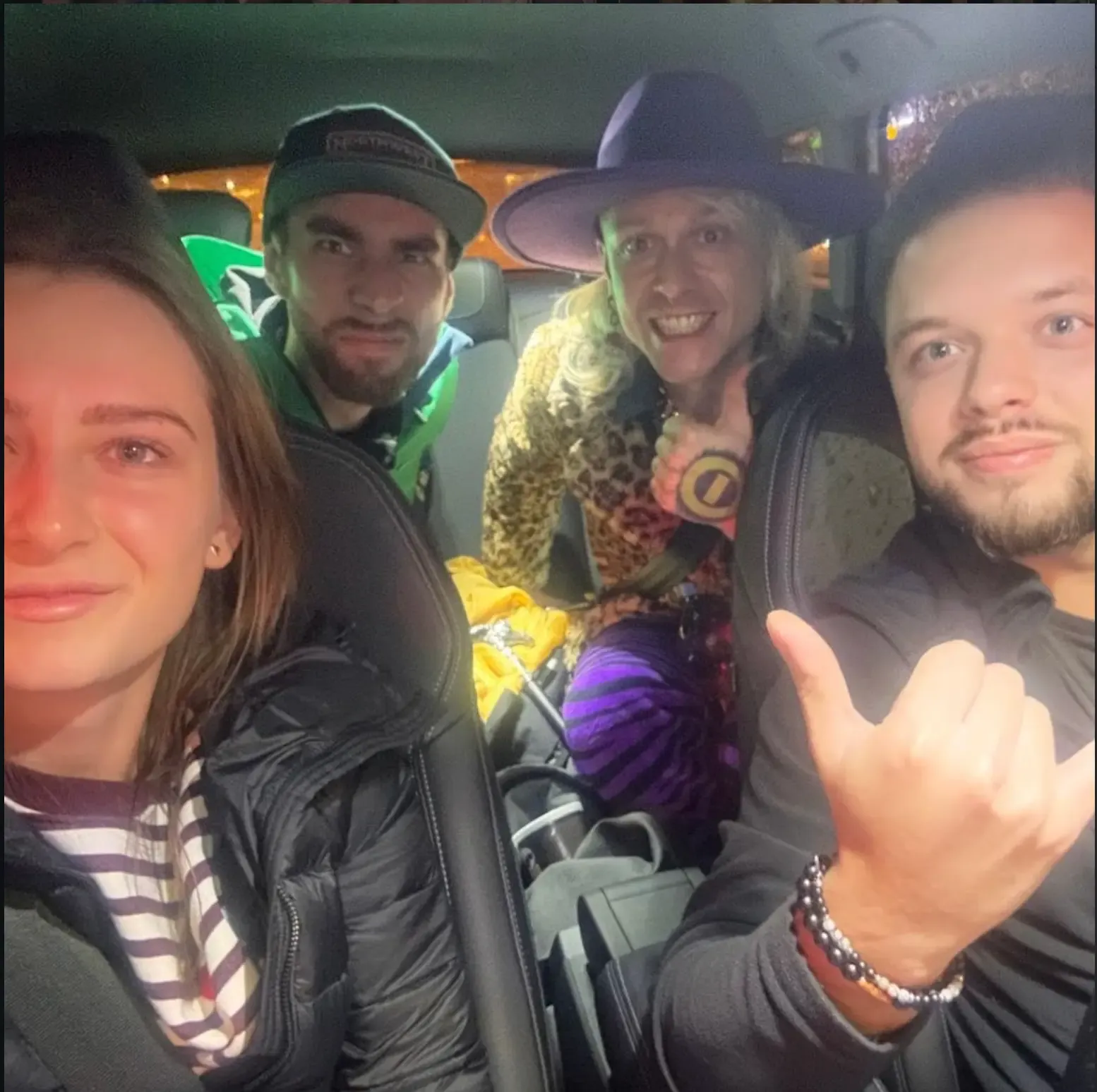 Jedno auto. Jedna ekipa. — prawdziwi uczestnicy Cityraid
